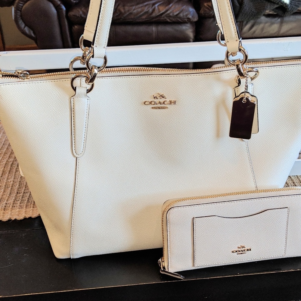White Coach Ava Bag and Wallet